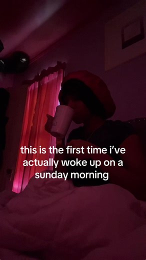 drinking my tea ✌🏽