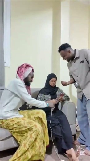 somali tik tok Qosol badan #share #funny #viralshorts #fadlan_hadad_nagu_cusubthy_subscribe 😅 ♥️