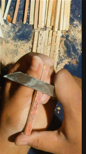 sharping slate pencil #satisfying ##asmr #shots #slatepencil