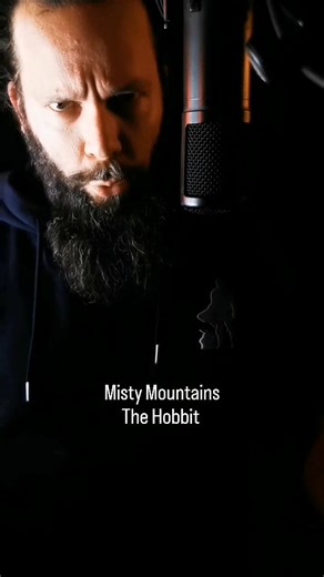 Chansonsetdragons on Instagram: "Voyageur, Erebor nous a toujours fasciné. Il est temps de reprendre notre montagne. Dragon ou pas. Nous entrons dans l'abîme profond et tentons de rendre justice à cette incroyable chanson. Descendrez vous aussi bas avec nous ? @terres.de.rohan #music #medieval #fantasy #tavern #thehobbit #lordoftheringsmeme #erebor #dwarf #dragons #bilbo #arkenstone"