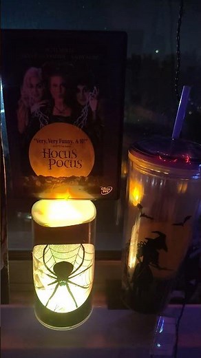 Hocus Pocus movie 1993 Halloween night