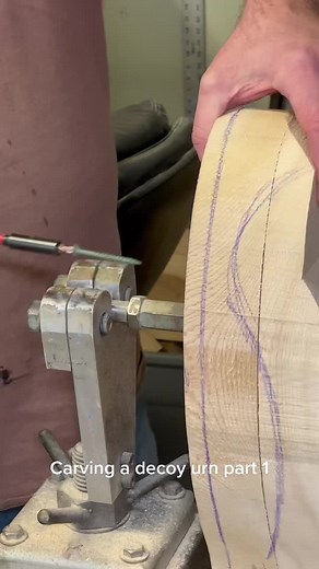 #duckhunting #mrbdecoys #handcarveddecoys #decoyurn