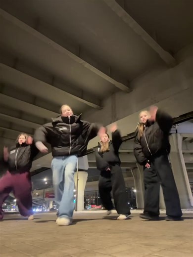 ночами не спим 🫣 тгк: krone_team 👈🏼 dc: us #рекк #тренды #хочуврекомендации #fyp #kroneteam