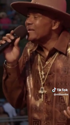 The Delfonics (Norman Carter) performs “La La Means I Love You”✨#thedelfonics #oldies #rnbsoul #60s #60smusic #soul #oldschool #fyp (🎥Grand Performances 🙌🏻)