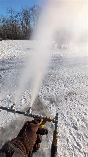 422K views · 2.7K reactions | I decided to try making a snow maker, I don't know why but I did lol, so far I haven't gotten it to make snow, it was making freezing rain, I may need a bigger compressor to hold the psi higher as it works, trial and error on this one as I have no clue what I'm doing lol just a fun side project #modernhomestead #homestead #homesteading #diy #snow #snowmaker #winter | Modern Homestead | Facebook