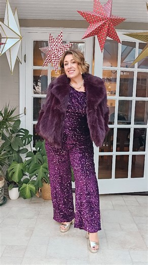 Maxine Sumner Woolley ~ Fashion Beauty Lifestyle on Instagram: "First time going to a disco dinner dance type thingy in ages. A proper Christmas party. It's not until 20th December, but I really wanted to treat myself to a banging Christmas outfit. Something super sparkly. Is this the one? Tell me what you think x All the outfit chat on stories as usual. Top and trousers @riverisland Coat @peacocks_fashion #partyoutfit #sequins #festivefashion #imwearingri #peacocksfashion #furcoat #burgundy #ov