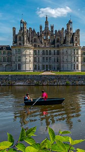 Discover the Loire Valley with us: from the grand halls and rooftop views of Château de Chambord to vineyard walks, underground cellars, and unforgettable wine tastings. A day of castles, history, and flavor, all wrapped into one beautiful experience. 🍷🌟 Planning France with JayWay? Let us help you add the Loire Valley to your itinerary. 🇫🇷 | JayWay Travel
