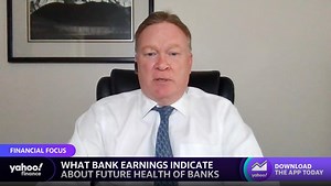 Banks ‘have a deposit conundrum,’ Argus Research Director of Financial Services Research says