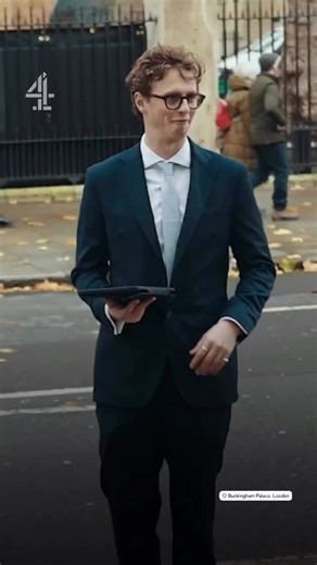 In the words of @max.fosh : “the most audacious rental scam in history.” All part of our @channel4documentaries to expose the new wave of rental scams targeting young people. | Postcard