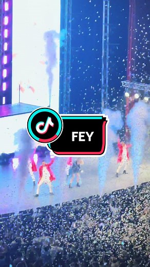 Fey en Concierto: Hits Tour en el Auditorio Nacional