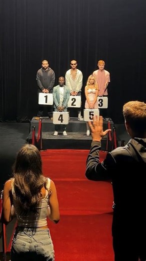 $10,000: Find The REAL Celebrity!