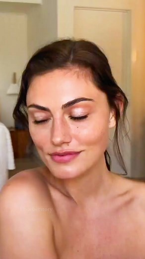 Always a 10 #phoebetonkin