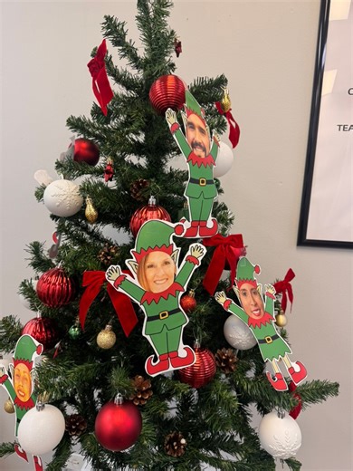 🎉 Congratulations to our Elf Hunting winners 2025!🎄🧝‍♂️ Thank you for being part of our amazing Keller Williams Space Coast community — we love seeing you all join the fun and get involved! A huge thank you to our sponsor @nfphotography for making this possible and supporting our Space Coast community. 🏆 Prizes include: ✨ $25 Visa Gift Card ✨ Professional photoshoot session with our photography sponsor NF PHOTOGRAPHY ✨ A custom listing video created by Hannah 📩 To claim your prize: Please e