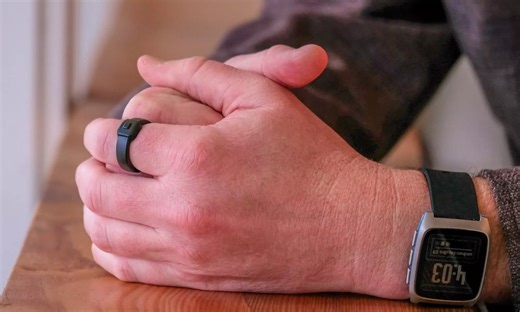 Pebble Index 01 to najgłupszy inteligentny pierścień. Jak się rozładuje, to wyrzucisz go do kosza