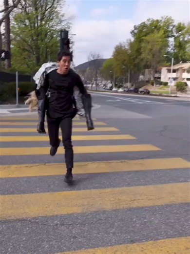 Zach king reaction #zachking #watchvines #zachkingmagic #king 163 #howzachkingmakeshisvideos@Zach King