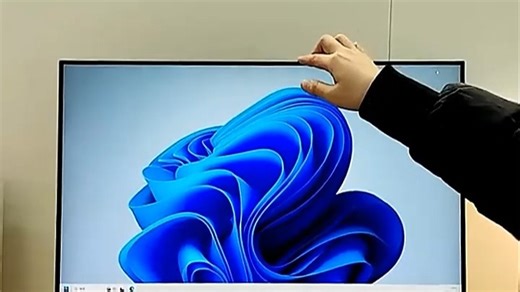 华为MateView显示器，1080P高清屏，护眼不伤眼，办公学习更舒适。性价比高，适合学生和上班族日常使用，真实体验超值。