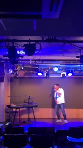 チューブのライブ前に歌った森本隆司