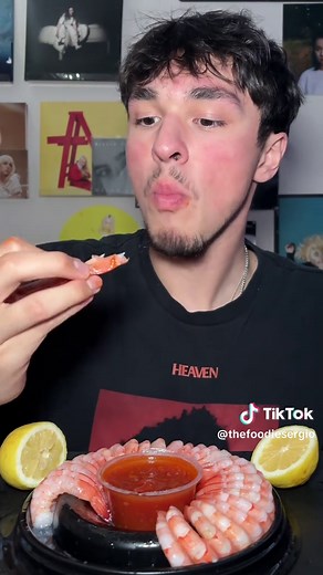Delicious Shrimp Cocktail Mukbang with Lemon