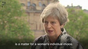 Theresa May calls on Boris to apologise for burka comments