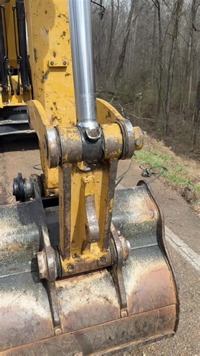 Exploring the Rotobec Grapple Saw on the 323