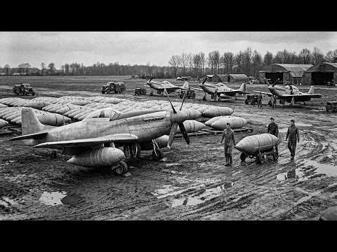 How The U.S Built The Paper Fuel Tanks That Extended The P-51 Mustang's Range
