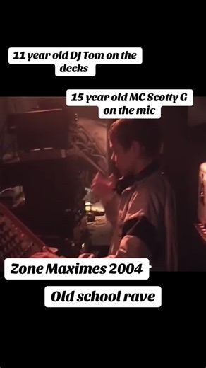 Zone maximes 3rd July 2004 11 year old DJ Tom on the decks with 15 year old Scotty g on the mic back 2 back with rhythm mc #maximes #monroes #wiganpier #bounce #bouncemusic #donk #housemusic #sopranos #mcfinchy #mcscottyg #roachmc #rythmmc #ravers #oldschool #sopranoes #2000smusic #raves #2000s #oldschoolraver #mottymc #originalravers #b2b #fyp