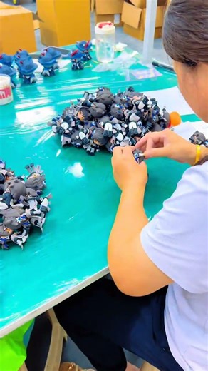 PVC Resin Doll Customization: Inside a Busy Factory's Day