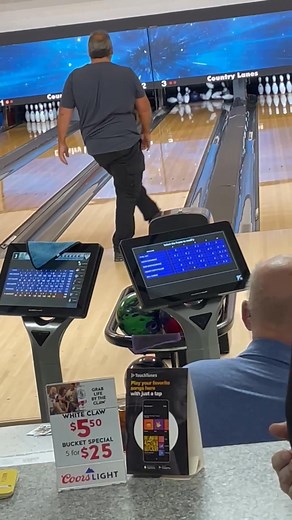 🚨🚨 Honor Score Alert! 🚨🚨 Huge congratulations goes out to William Chiesa , bowling on lanes 3-4 tonight, throwing a perfect 300 in the final game of a very nice 813 series! Way to go Bill! Congratulations on your first 800! 🎬: Eric Pierson | Country Lanes Bowling Alley