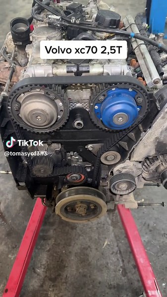 #volvo #engine #xc70