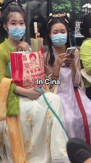 434K views · 4.1K reactions | In Cina proviamo Street Food #streetfood #Cina #china #italianstyle #cibocinese #foodie #italianfood #mixedcouple #cibo #chinesefood #cibodastrada | Luca&Rachele路卡和瑞丽 | Facebook