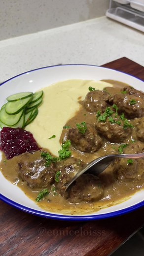 Delicious Homemade Swedish Meatballs Recipe