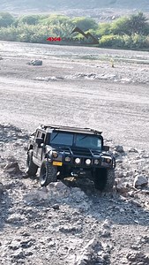 Hummer H1 crawling 🪨 | 4x4oman