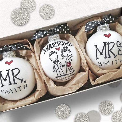 Personalized Wedding Gift for Couple, Mr and Mrs Ornament Set, Newlywed Christmas Keepsake Gift - Etsy