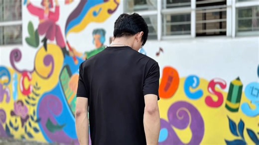 CHUYÊN MỤC : GIỚI THIỆU CÁC CÂU LẠC BỘ TẠI HITU ✨ GIỚI THIỆU CÂU LẠC BỘ THIẾT KẾ ĐỒ HỌA ✨ ✨ HITU GRAPHIC DESIGN CLUB được lập nên bởi những bạn có cùng đam mê, cùng chí hướng, đặc biệt với sự ủng hộ của các bạn sinh viên ngành Thiết kế đồ họa. HGDC không chỉ là môi trường có thể học hỏi, sáng tạo và trau dồi kỹ năng thiết kế, mà còn là nơi xây dựng sự gắn kết, tạo sân chơi dành cho các bạn sinh viên có thể tỏa sáng với đam mê, sở trường của bản thân. Đối với HGDC, việc thiết kế sáng tạo không ng