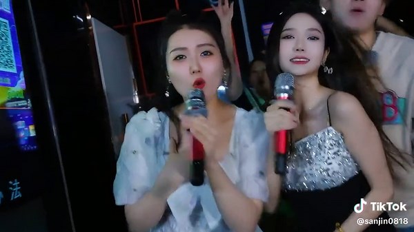 出来唱歌呀#singing #beauty