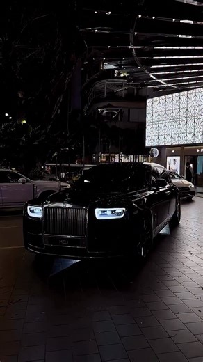 2.8K views · 20K reactions | The truth about growth. Nothing happens, then everything does. Progress hides behind repetition. Every rep, every late night, every small improvement stacks until it explodes into results. Most quit in the quiet phase. The few who stay? They earn the boom. Follow @maxzimvs for visuals that keep you building through the unseen grind. #mindset #motivation #success #discipline #maxzimvs | Maximizing Motivation | Facebook