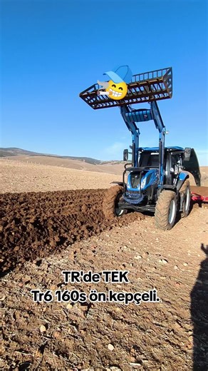 Discover Newholland TEK Tr6160s with Front Loader Features