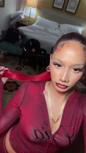 Creative Dance Transitions with Flo