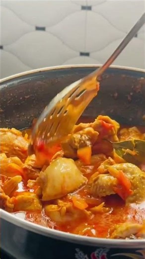 Creamy Coconut Chicken Recipe 🌴 | Quick & Easy Chicken Curry | SuhanaZLkitchen