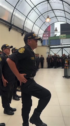 CEREMONIA DE RECONOCIMIENTO AL DIRECTOR DE INVESTIGACIÓN DE LAVADO DE ACTIVOS Y EXTINCIÓN DE DOMINIO 🇵🇪❤️🤍❤️#dirila #pnp #HechoEnPerú #policianacionaldelperú #lavadodeactivos
