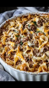 Sour Cream beef noodle casserole recipe 👇 | Cooking with Aunt Sue