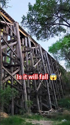 Exploring the Historic Dunbar Lake Railway Bridge! 🚂🌳