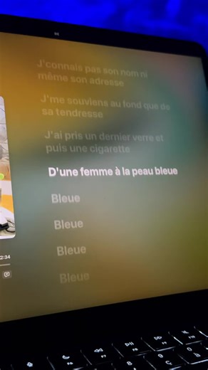 La femme à la peau bleue - Vendredi Sur Mer #lyrics #nostalgia #viral #song #vendredisurmer