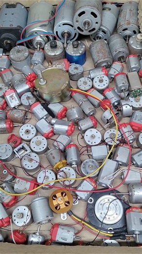 synchronous motor generator glow 20 watt led tube light #motor #generator #scienceexperiment