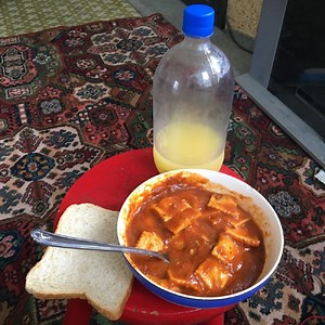 ,.:., - Bee Through Window