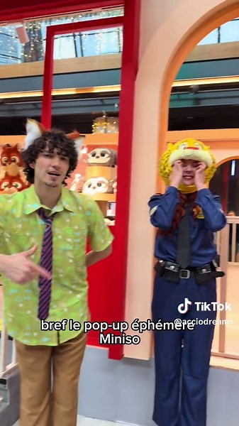 Samedi, j’ai eu la chance de découvrir le pop-up Miniso Zootopie 😍 Mille mercis à Miniso pour l’invitation ! Cet incroyable pop-up est situé au Westfiled les 4 temps à La Défense (Paris) jusqu’au 1er janvier 📍 Après cela, les produits Zootopie seront disponibles dans les autres magasins Miniso en France 🇫🇷 . . . . . . . . #miniso #minisofrance #zootopie #zootopie2 #minisopopup @minisofrance Collaboration commerciale, invitation