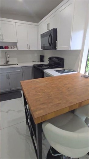 Fully Furnished Miami Apartment for Rent With WiFi Included #ToroAdvisors #miamiluxuryhomes