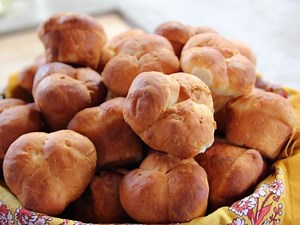 No-Knead Cloverleaf Rolls