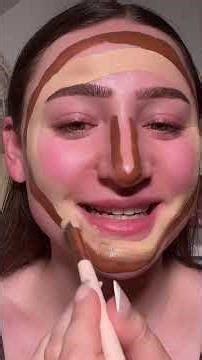 🔥😄 Circle Contouring While Smiling: The Viral LA Makeup Challenge 2026 #ModernGlam