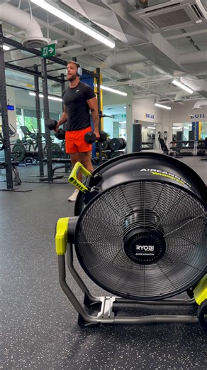 The ultimate all-day cooling solution for any space featuring 6,300 CFM and 34 hours of runtime on a 40V battery. Need unlimited cooling? Grab an extension cord and utilize the hybrid technology for limitless runtime.🔌 Shop the 40V HP Brushless Hybrid Whisper Series 20” Air Cannon only at @homedepotcanada Link to shop: https://bit.ly/46nEsWP | RYOBI Power Tools Canada